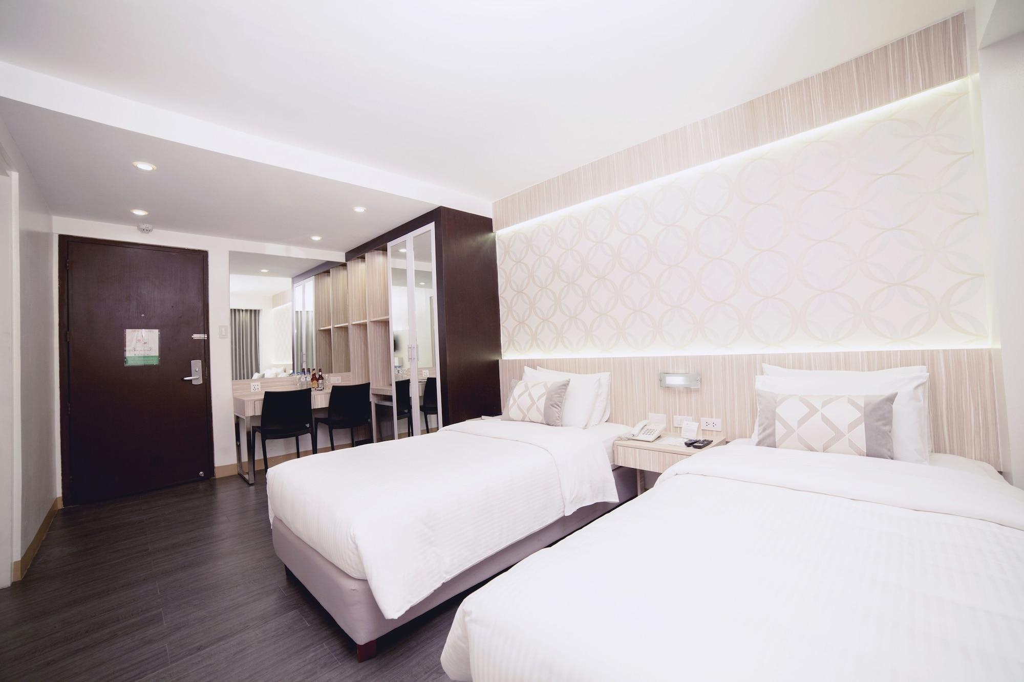 Отель The Charter House Макати Экстерьер фото